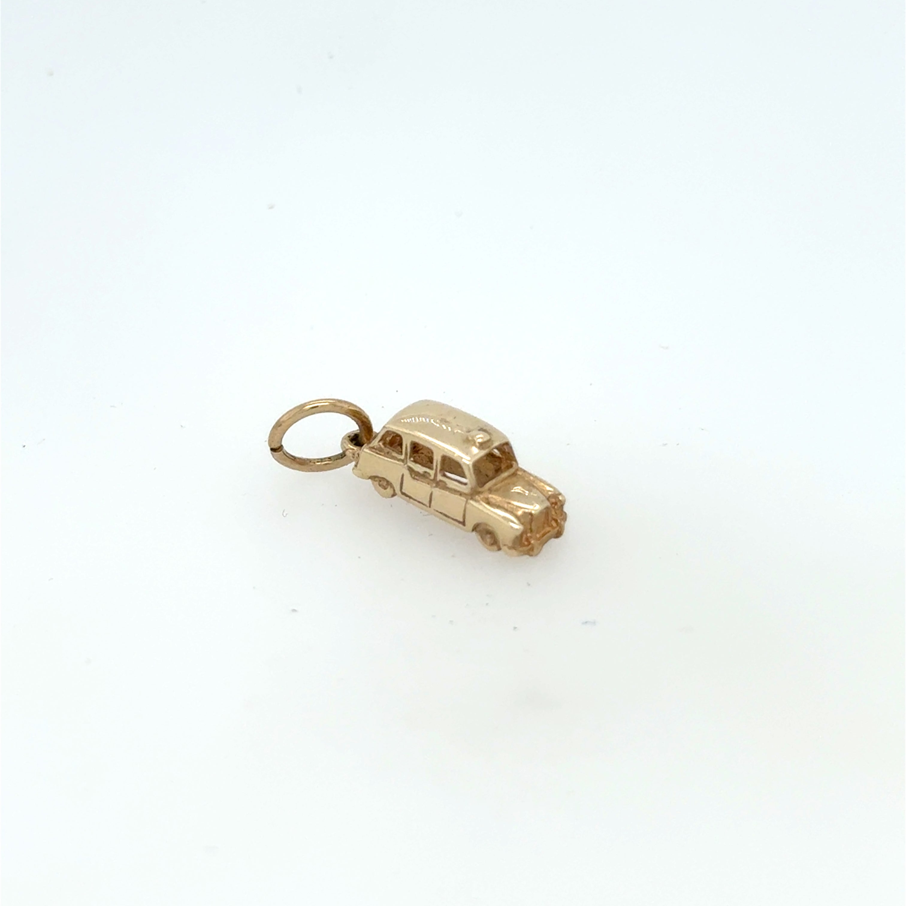 9ct Gold Black Cab / Taxi Charm