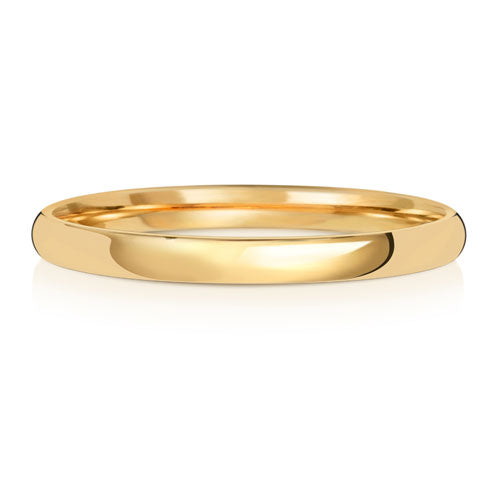 Slight Court Wedding Band 2mm in yellow gold, lying flat