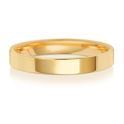 Flat Court Wedding Band 3mm in yellow gold, lying flat