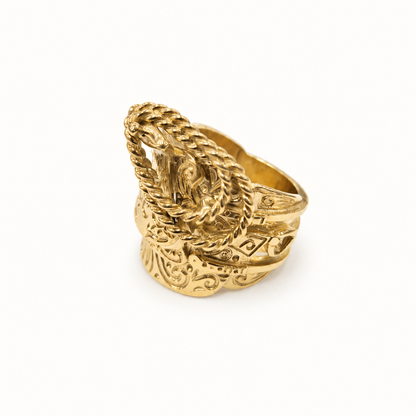 9ct Gold Ornate Rope Ring — detail view
