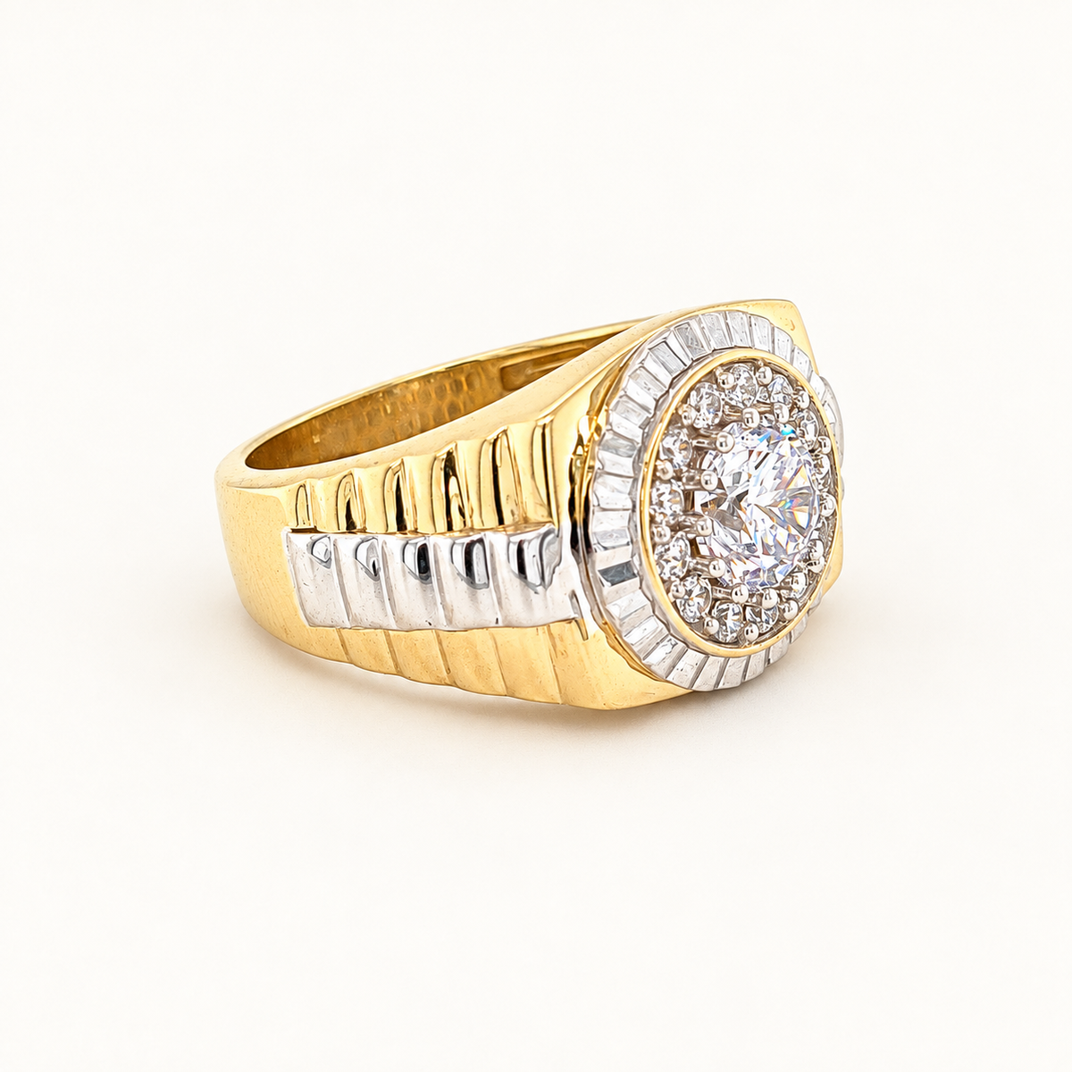Side view of 9ct gold Presidential ring with large centre CZ on ivory
