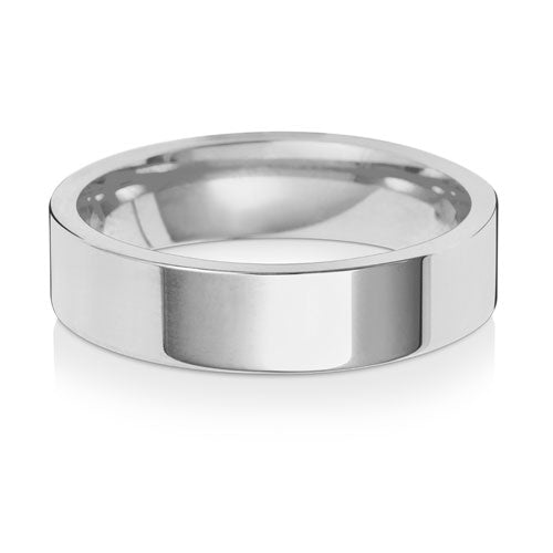 Flat Court Wedding Band 5mm in white gold, lying flat