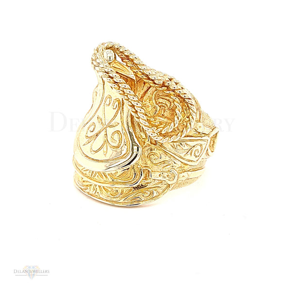 9ct Yellow Gold Saddle Ring - 38.4g