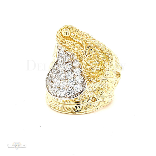 9ct Yellow Gold Saddle Ring with stones - 34.3g