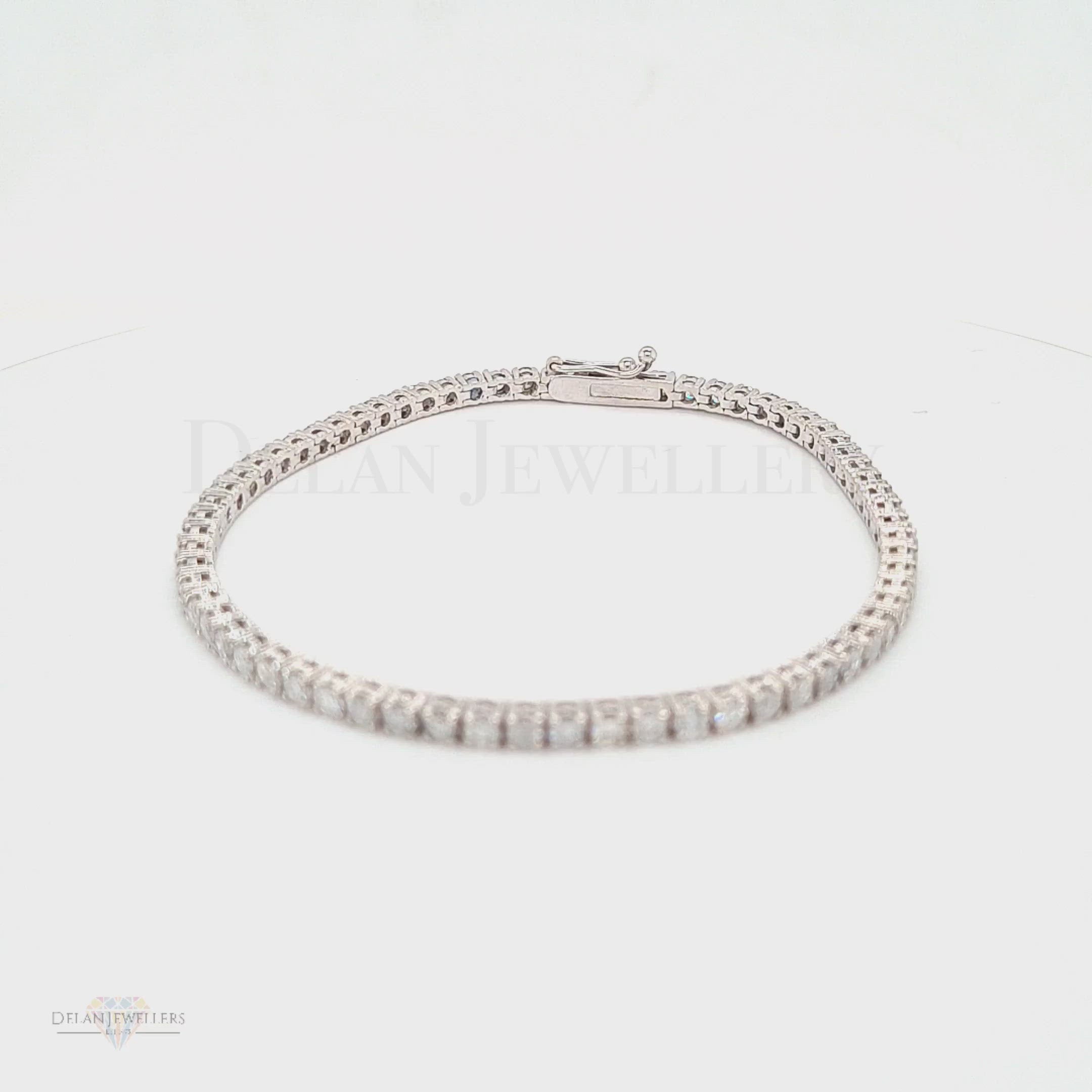 White Gold Diamond Tennis Bracelet - 3.70ct