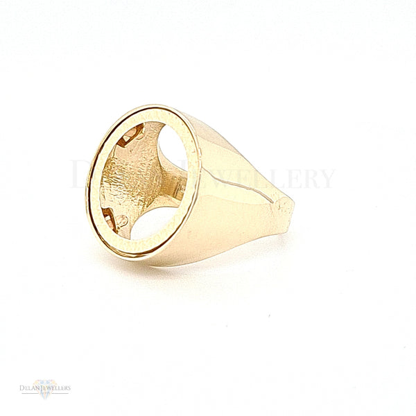 9ct Half Sovereign Mount Ring with solid sides 6.5g